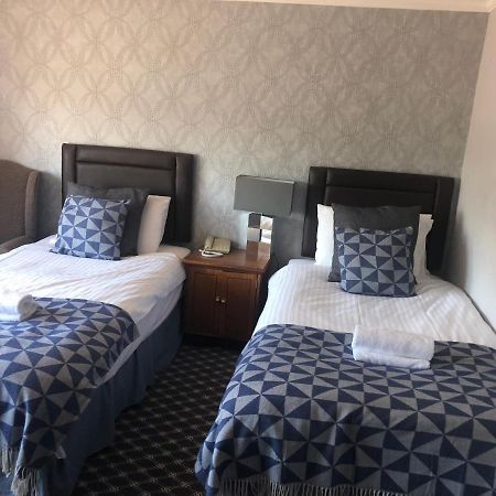 Raleghs Cross Inn Clatworthy 外观 照片