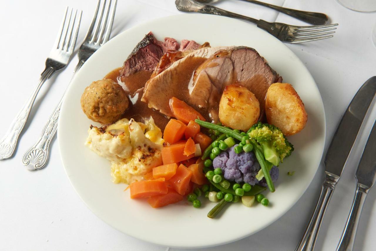 Raleghs Cross Inn Clatworthy 外观 照片